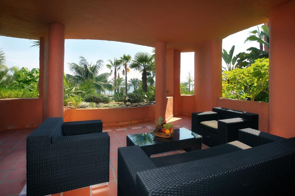 Bahía Beach Apartments Estepona Zimmer foto